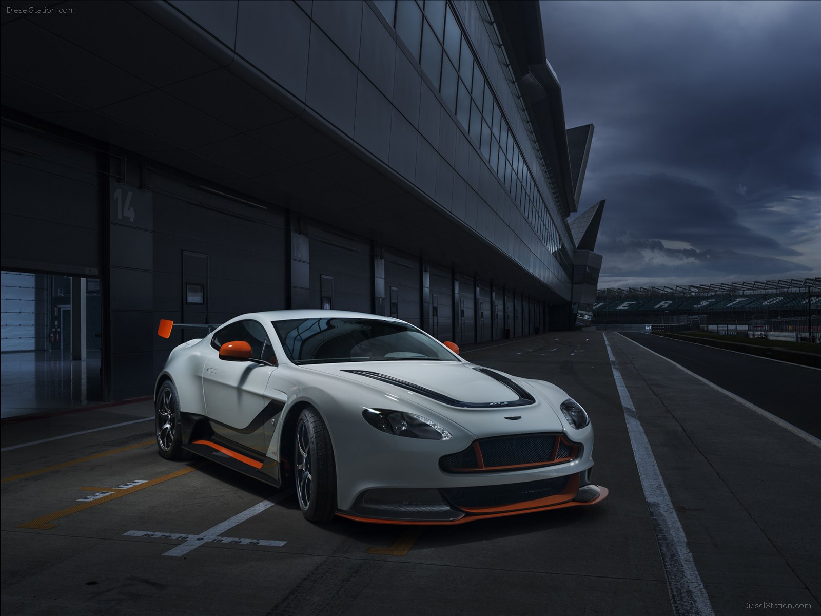 Aston Martin Vantage GT3 Special Edition 2015 Aston Martin Vantage GT3 Special Edition 2015